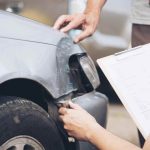 Chicago car accident lawyer consulting with an injured crash victim